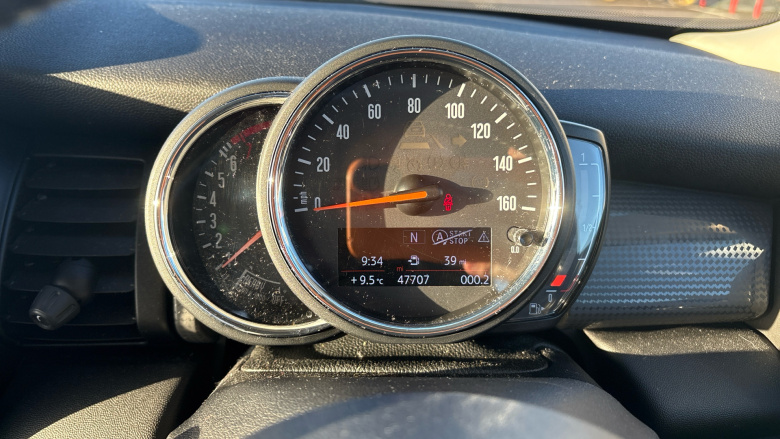 MINI Hatchback 1.5 Cooper II 3dr Petrol Hatchback